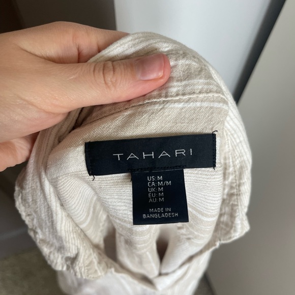 SOLD Button up - Picture 5 of 6